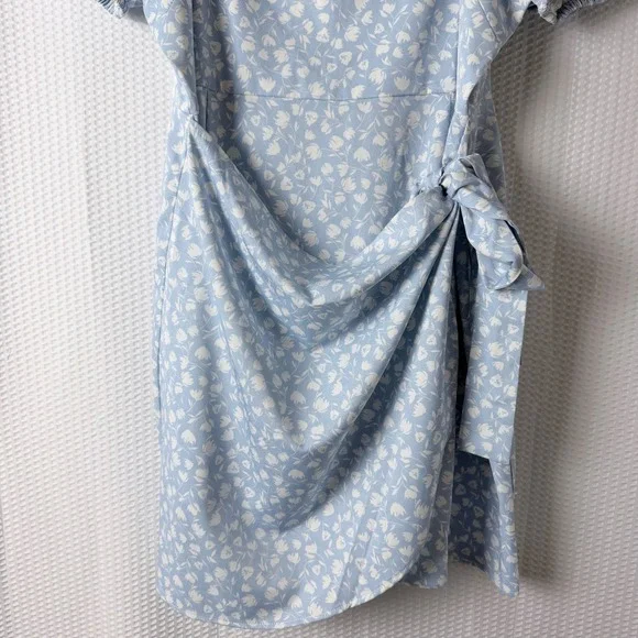 The Frolic Mini Wrap Dress Woven Women's 12 Blue Floral Puff Sleeve Boho Chic - Picture 5 of 9